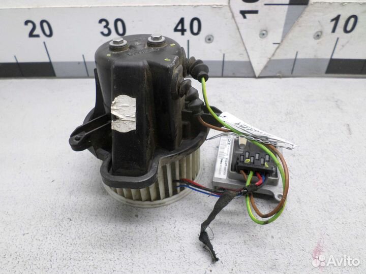 Б/У Вентилятор отопителя (моторчик печки) Цена