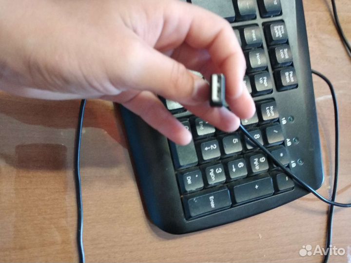 Механическая клавиатура Genius