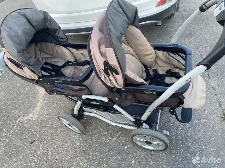 Коляска для двойни peg perego