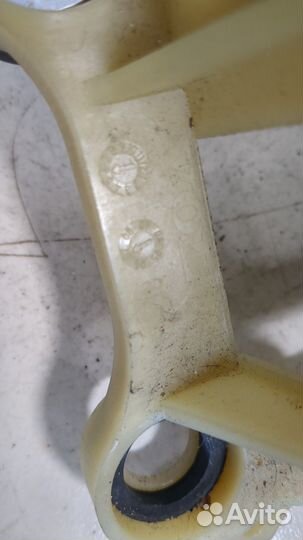 Кулиса кпп Volvo S40 2004