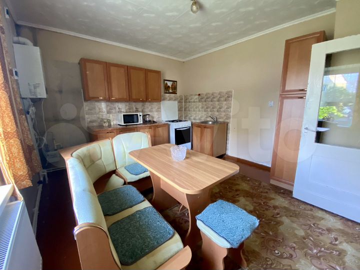 2-к. квартира, 65 м², 1/2 эт.