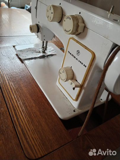 Швейная машина