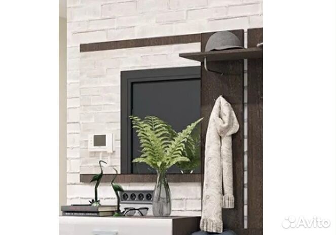 Зеркало Вегас для прихожей навесное