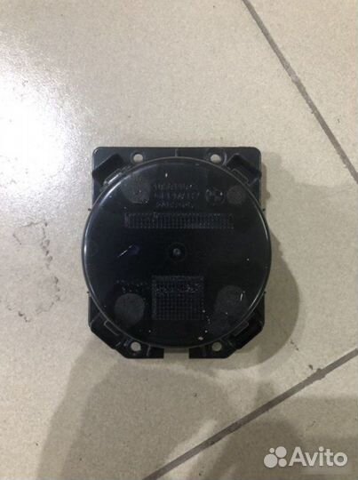 Подстаканник Bmw X1 E84