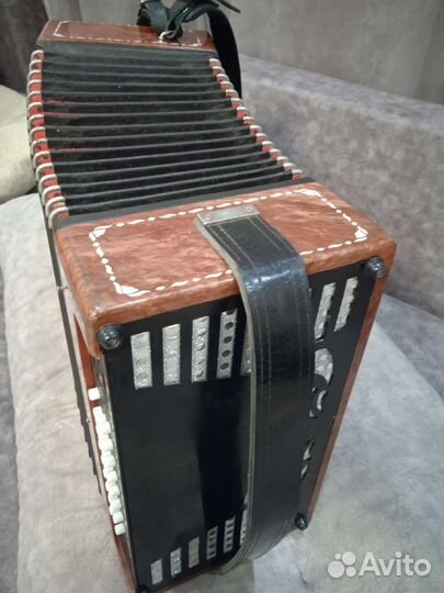 Гармонь тульская 301