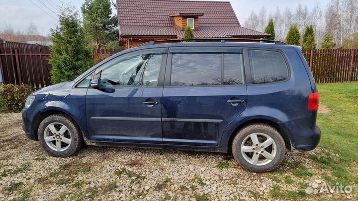 Volkswagen Touran 1.4 AMT, 2012, 228 000 км