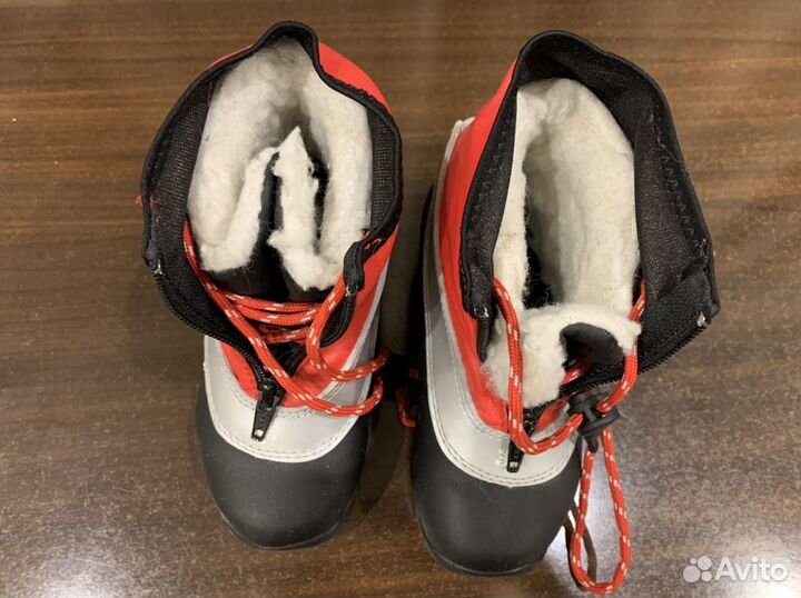 Лыжные ботинки