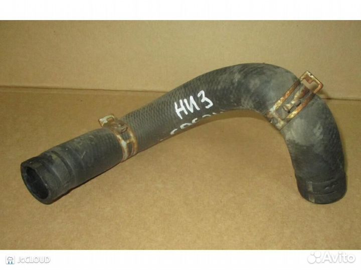 Патрубок радиатора на toyota corolla fielder NZE14