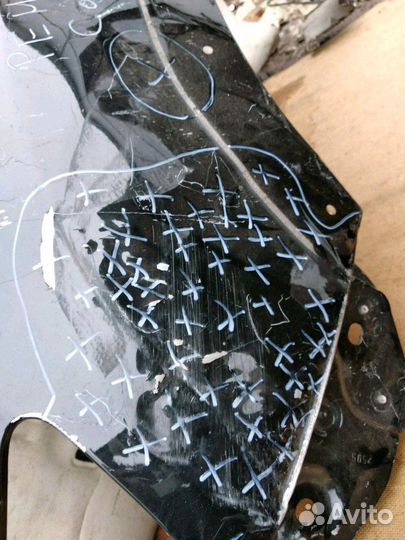 Крыло Рено Сандеро