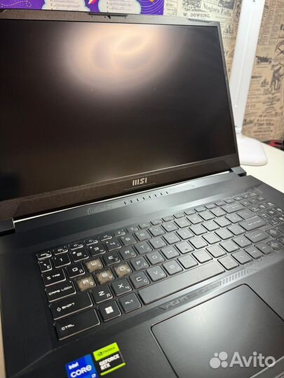 Игровой ноутбук MSI Katana 17 B12VFK-271XRU
