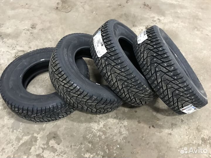 Hankook Winter i'Pike X W429A 275/55 R20 117