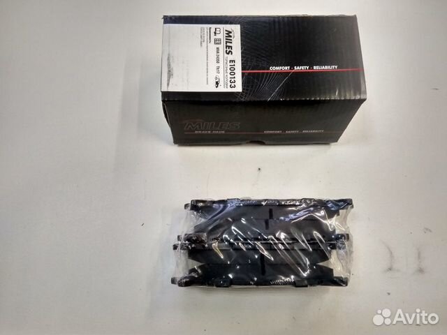 Тормозные колодки передние Тойота Камри