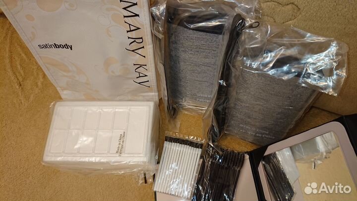 Mary Kay Зеркало набор палетки кисти щёточки новое