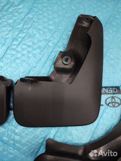 Комплект брызговиков Рав 4 -5 Оригинал 2019-2023