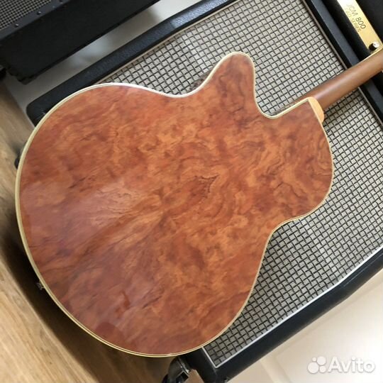 Акустическая бас гитара Warwick Alien Deluxe