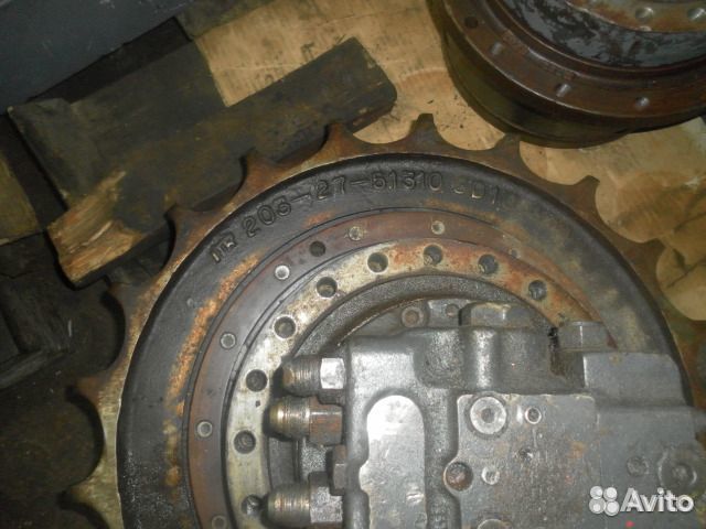 Редуктор хода komatsu PC-120