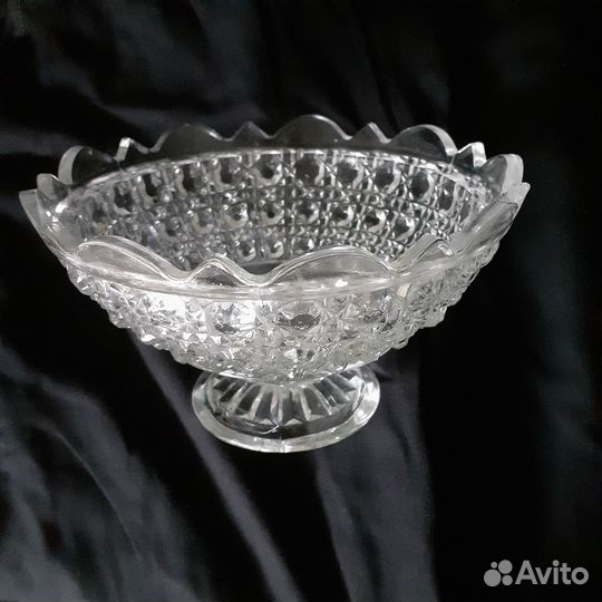 Хрустальная ваза для фруктов