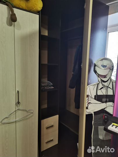 Угловой шкаф с зеркалом бу