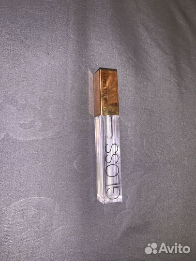 Блеск для губ Stellary