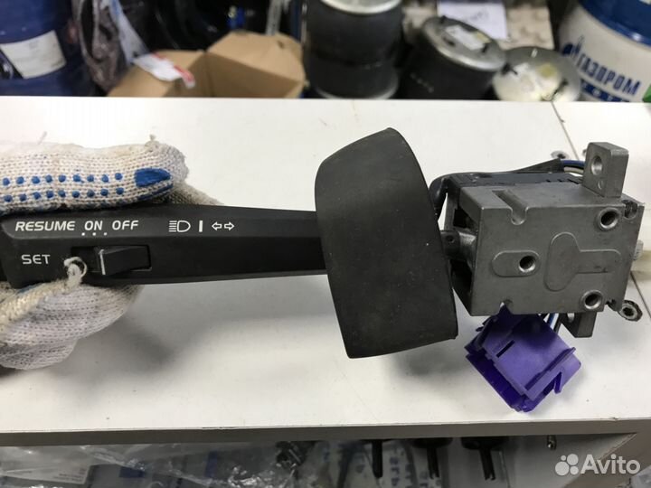 20701049 Переключатель поворотов подрулевой Volvo