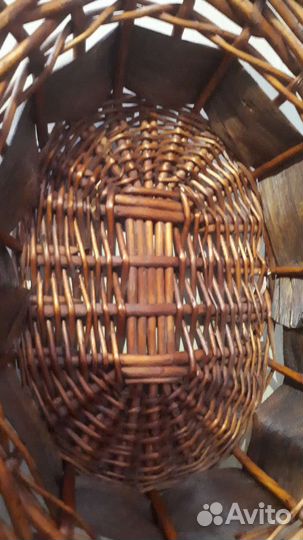 Корзина плетеная