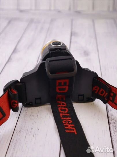 Налобный фонарь