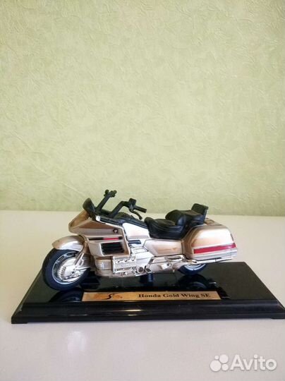 Модель мотоцикла Honda Gold Wing SE