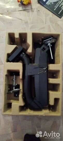 Кронштейн для монитора