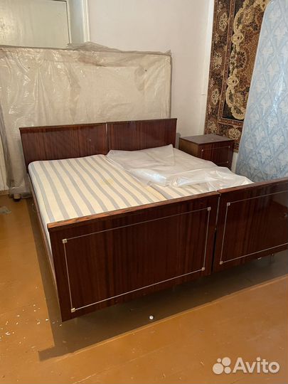 Спальный гарнитур калининград