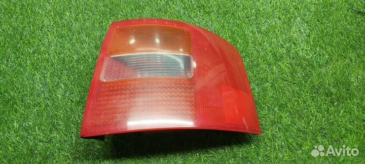 Фонарь правый Audi A6 Allroad C5