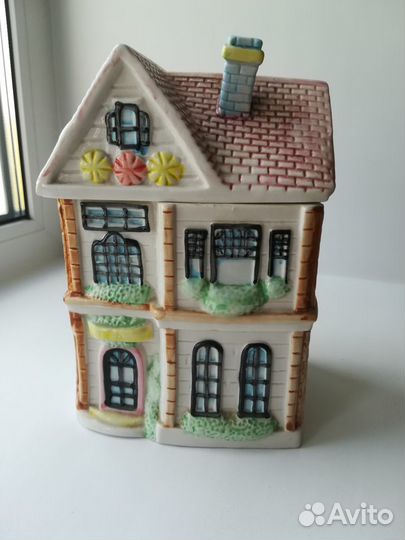 Керамическая шкатулка Замок