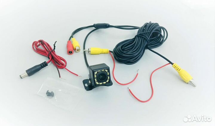 Камера заднего вида (хода) на машину