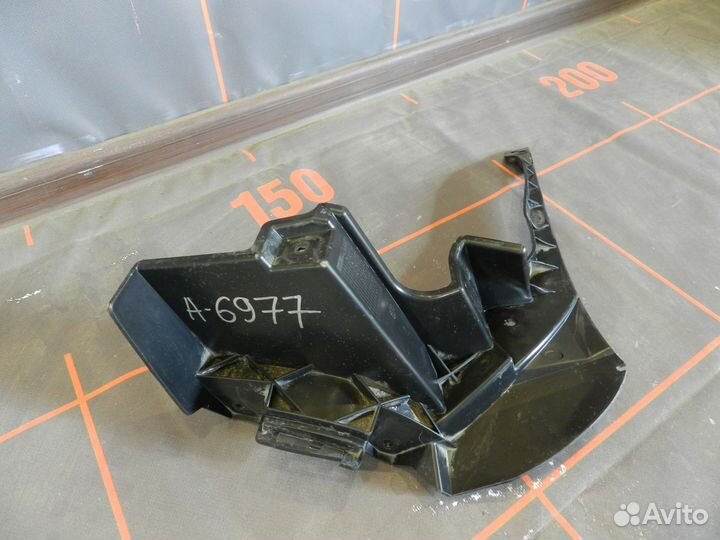 Кронштейн бампера переднего-Mercedes-Benz M-klasse