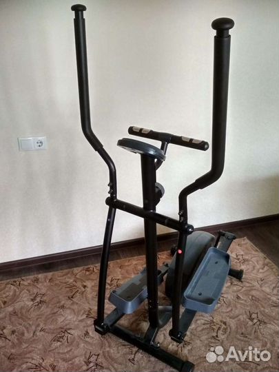 Эллиптический тренажер torneo