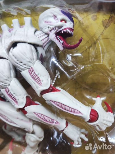 Фигурка Warhammer 40k Tyranid Genestealer