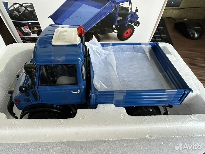 Mercedes Unimog 406 Schuco 1:18