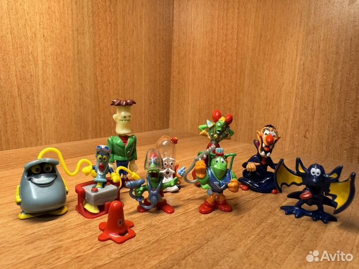 Игрушки из киндер сюрприза