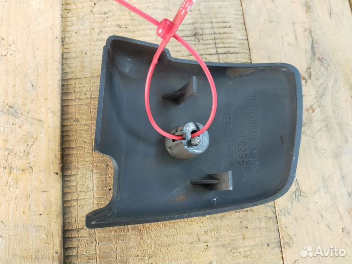 Накладка зеркала RH