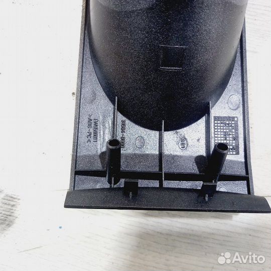 Подстаканник Land Rover Range Rover LM M62B44 2004