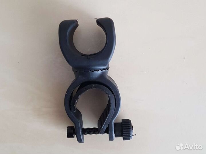 Крепление для фонаря на велосипед