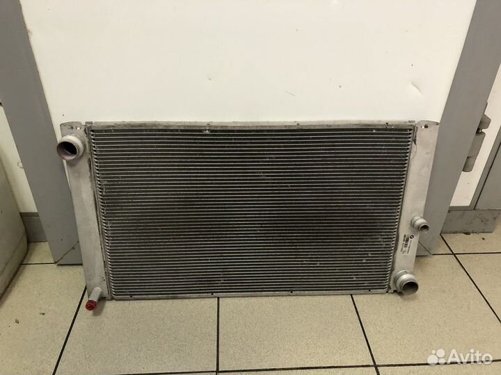 Радиатор охлаждения bmw e60