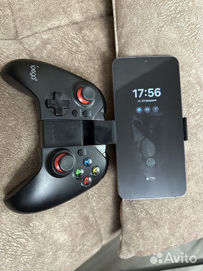Геймпад Ipega для телефона