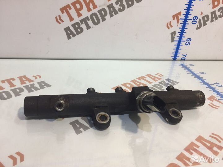 Рено Сценик Рейка топливная с датчиком