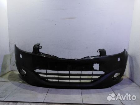 Бампер передний Ниссан