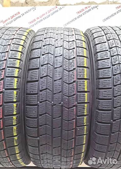 Dunlop Winter Maxx WM01 215/60 R16 99S