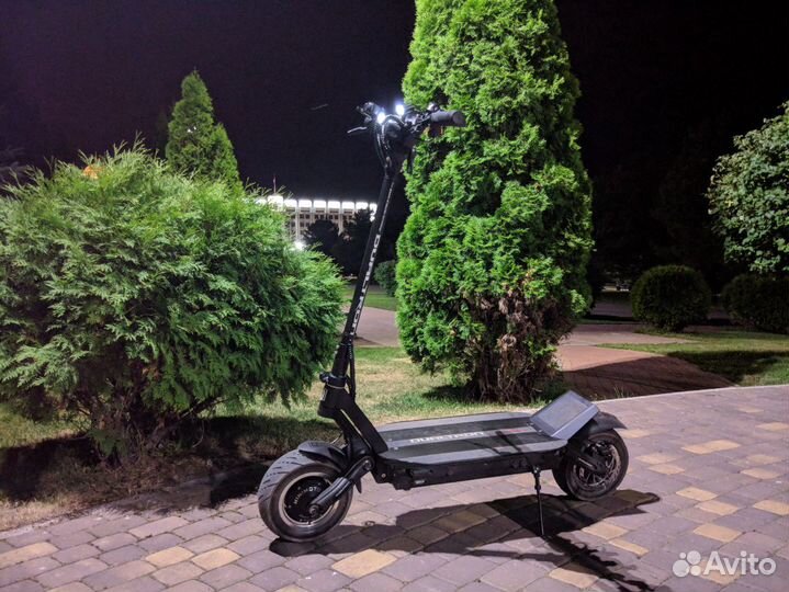 Электросамокат Dualtron Thunder