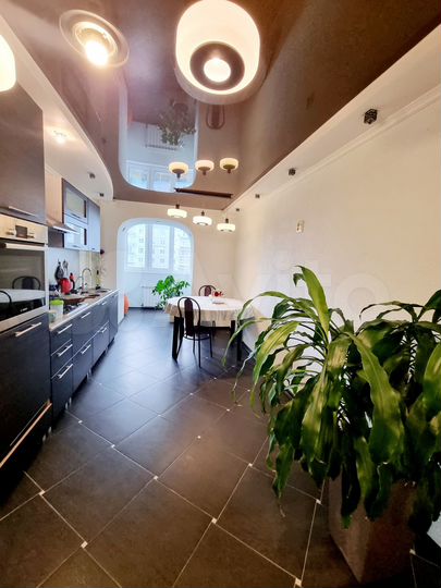 2-к. квартира, 62,8 м², 7/9 эт.