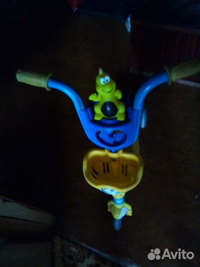 Самокат с корзиной