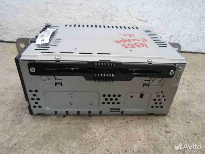 Магнитола Ford Escape 3 CJ5T19C107