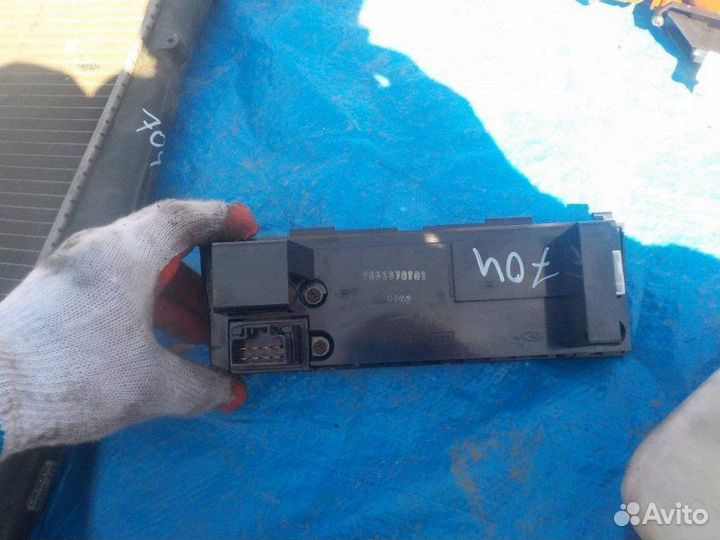 Блок управления климат-контролем Nissan Laurel